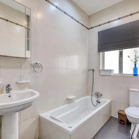 Bisazza Street 3 Bedroom 公寓 *