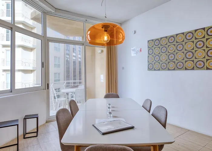 Bisazza Street 3 Bedroom * Σλιέμα