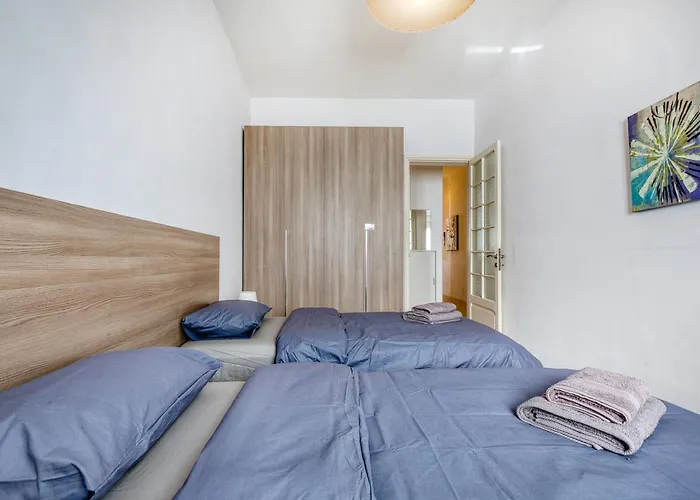 Bisazza Street 3 Bedroom *