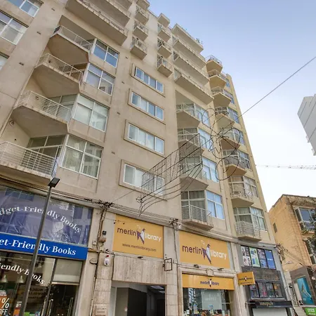 Bisazza Street 3 Bedroom Appartement