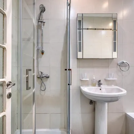 Appartement Bisazza Street 3 Bedroom *