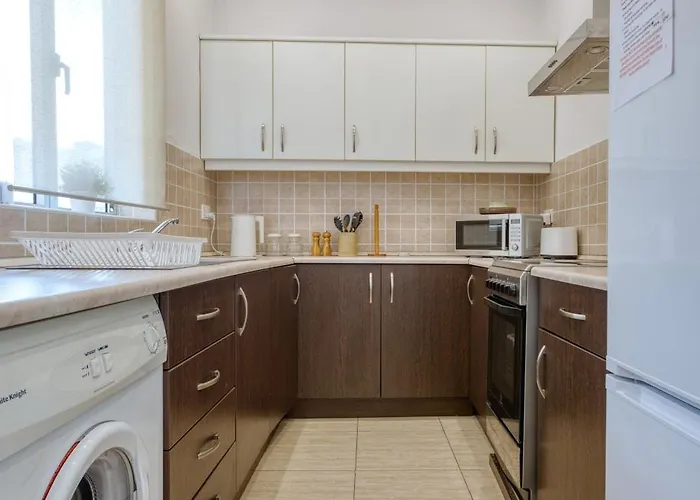 شقة Bisazza Street 3 Bedroom *