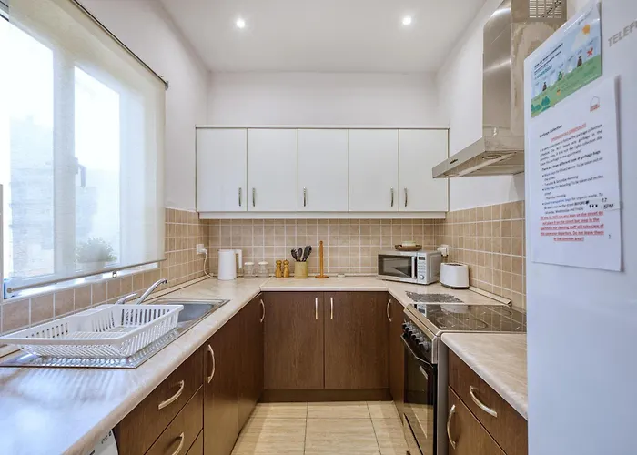 Bisazza Street 3 Bedroom سليمة